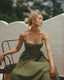 Hayley | Vestido Midi Sem Mangas com Corpete