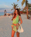 Alisson | Geblümtes Bikini-Set mit Perlen und Neckholder sowie Rock