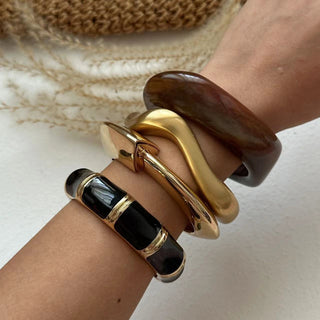 Ensley | Pulseira de Luxo com Design Irregular